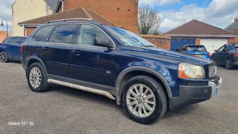 Long M.O.T till 29.11.2026,7 seats, automatic 