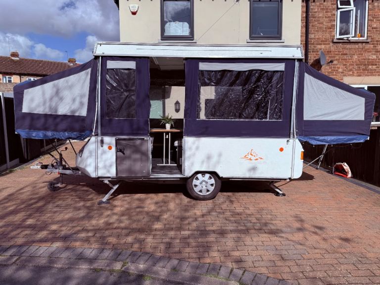 Rare 6-berth Conway Cardinal – Perfect for Family & Off-Grid Adventures!