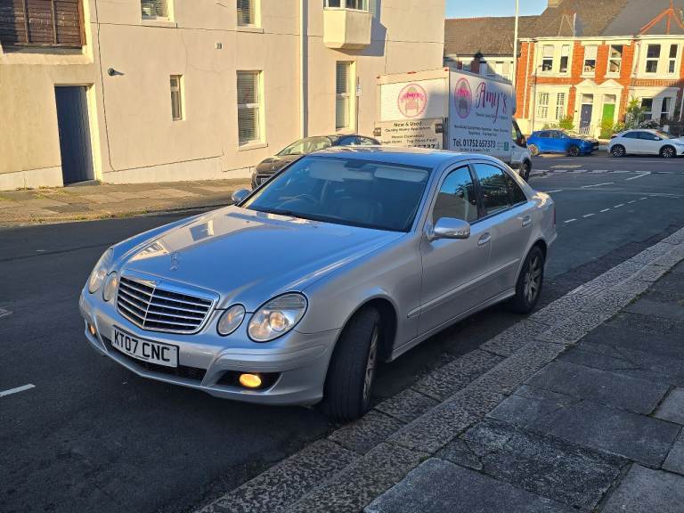 Mercedes E CLASS E220 manual long mot