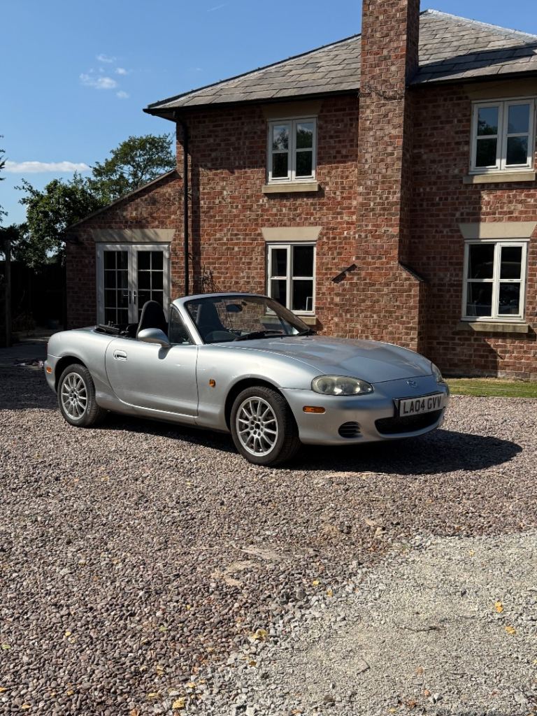 Mazda, MX-5, Convertible, 2004, Manual, 1839 (cc), 2 doors