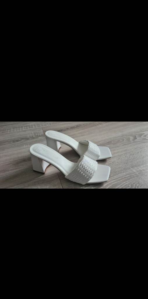 Primark White Woven Block Heel Mules – Size 6, As Good As New