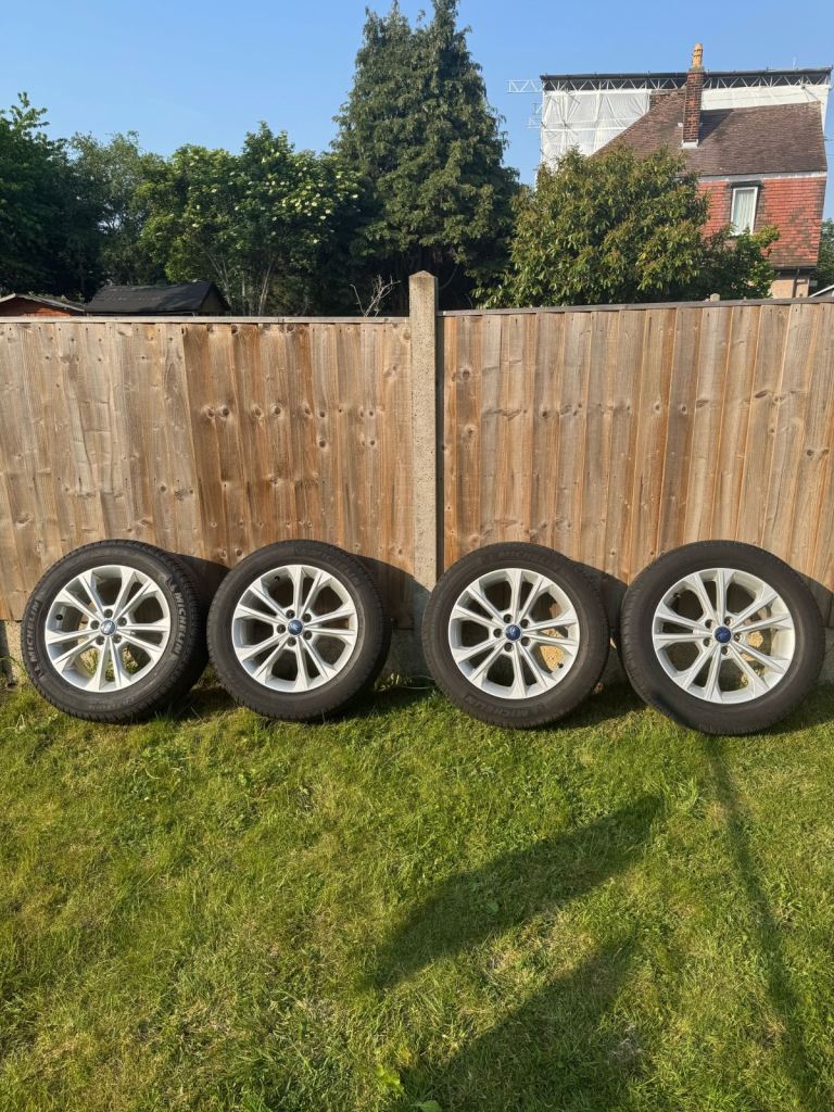 Ford Kuga Alloy Wheels & Tyres