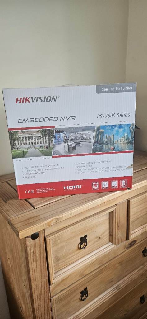 HICKVISION NVR POE DVR 16CH CCTV RECORDER 
