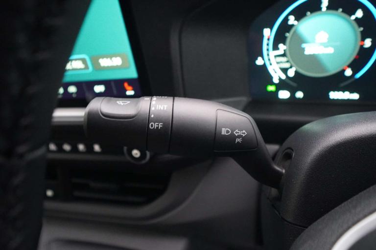 2025 Volkswagen Transporter 2.0 Transporter T28 Commerce Pro TDI + Delivery Miles + VW 5 Plus Pan...