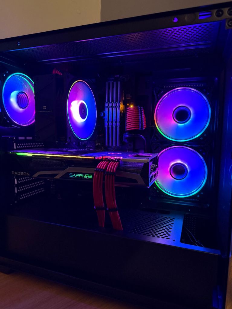  Ryzen 7 5700x + RX 6800 – £700