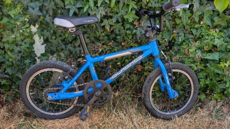 Islabikes Cnoc Kids Bike – Blue, Good Condition
