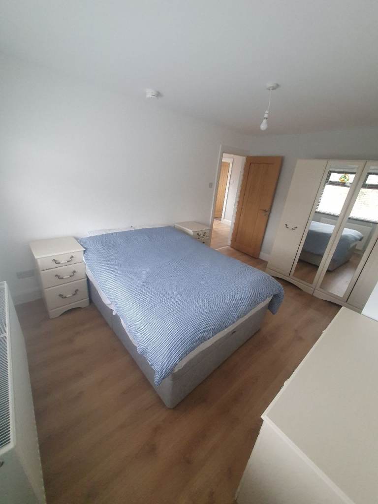 Room rental - Falls Road near Royal Victoria Hospital
