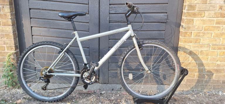 TRAX(TR-1)COMMUTING UNISEX MOUNTAIN BIKE 