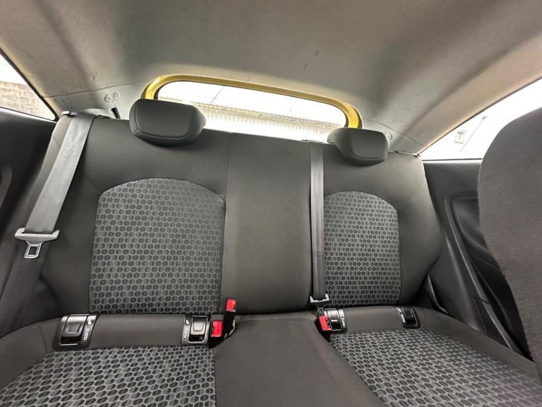 2015 Vauxhall Corsa 1.2i Design Euro 6 3dr HATCHBACK Petrol Manual