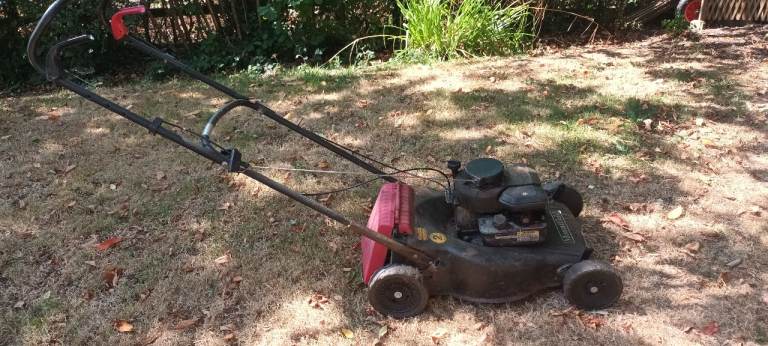 Mountfield Self Propelled Lawnmower