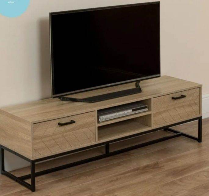 TV STAND 