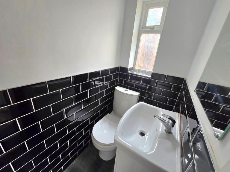 Plumbers in Ilford Boilers, Heating, Plumbing & Maintenance + Repair London, Essex