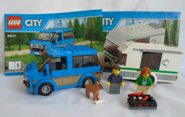 LEGO City 60117 Van & Caravan complete with instructions Good condition with both mini figures 