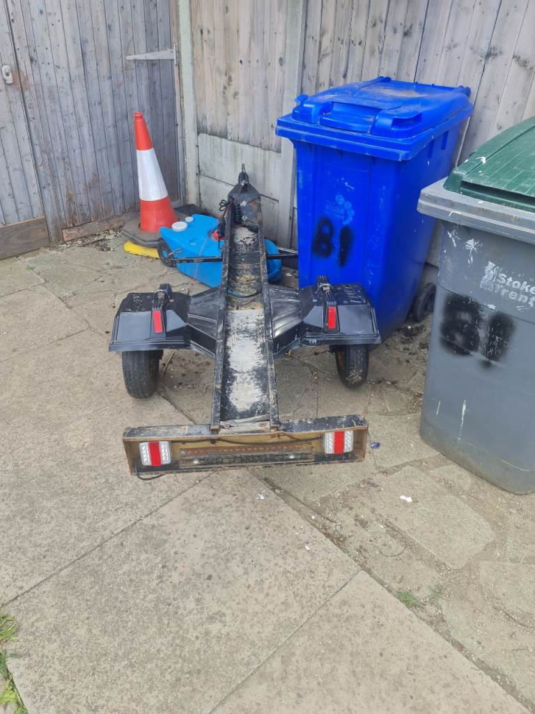 Light weight bike trailer  