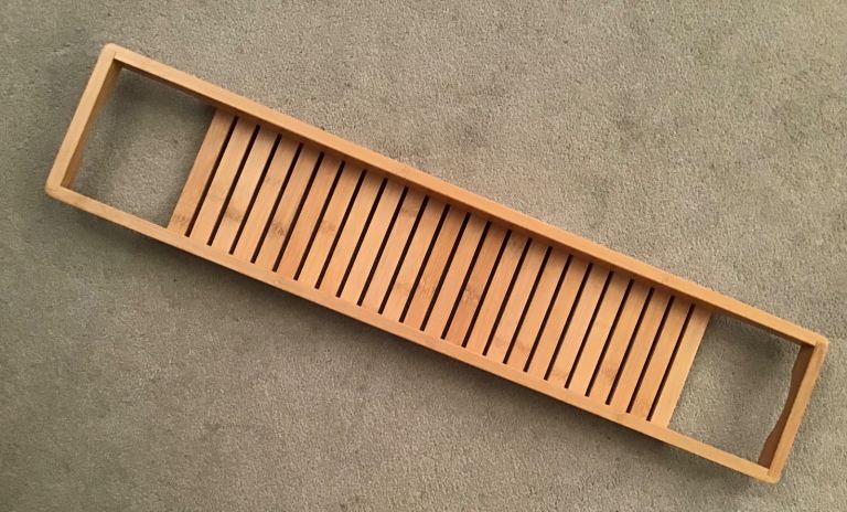 Bamboo bath rack 