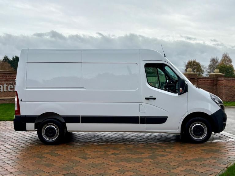 2021 Vauxhall Movano 2.3 Turbo D 180ps L2 H2 Mwb Van Tecshift ***Automatic / Workshop Van*** PANE...