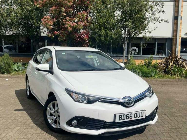 2016 Toyota Auris 1.6 D-4D Business Edition 5dr HATCHBACK DIESEL Manual