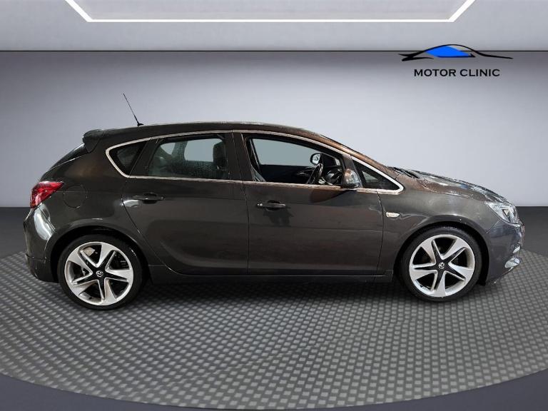 2014 Vauxhall Astra 1.6i 16V Limited Edition 5dr HATCHBACK Petrol Manual
