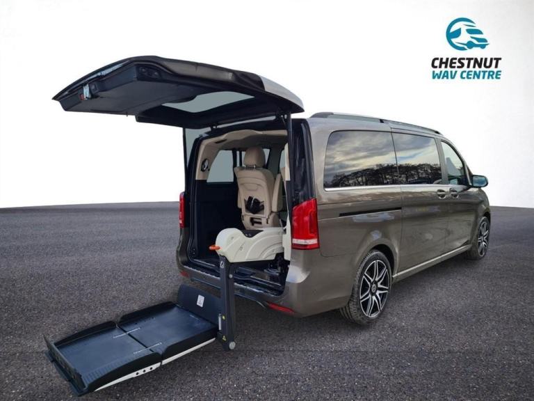 Mercedes V250 AMG WAV Wheelchair Access 6 Seats Pan Roof Huge Spec 53k 2018