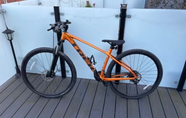 Trek Marlin 5 - Orange - M/L Frame
