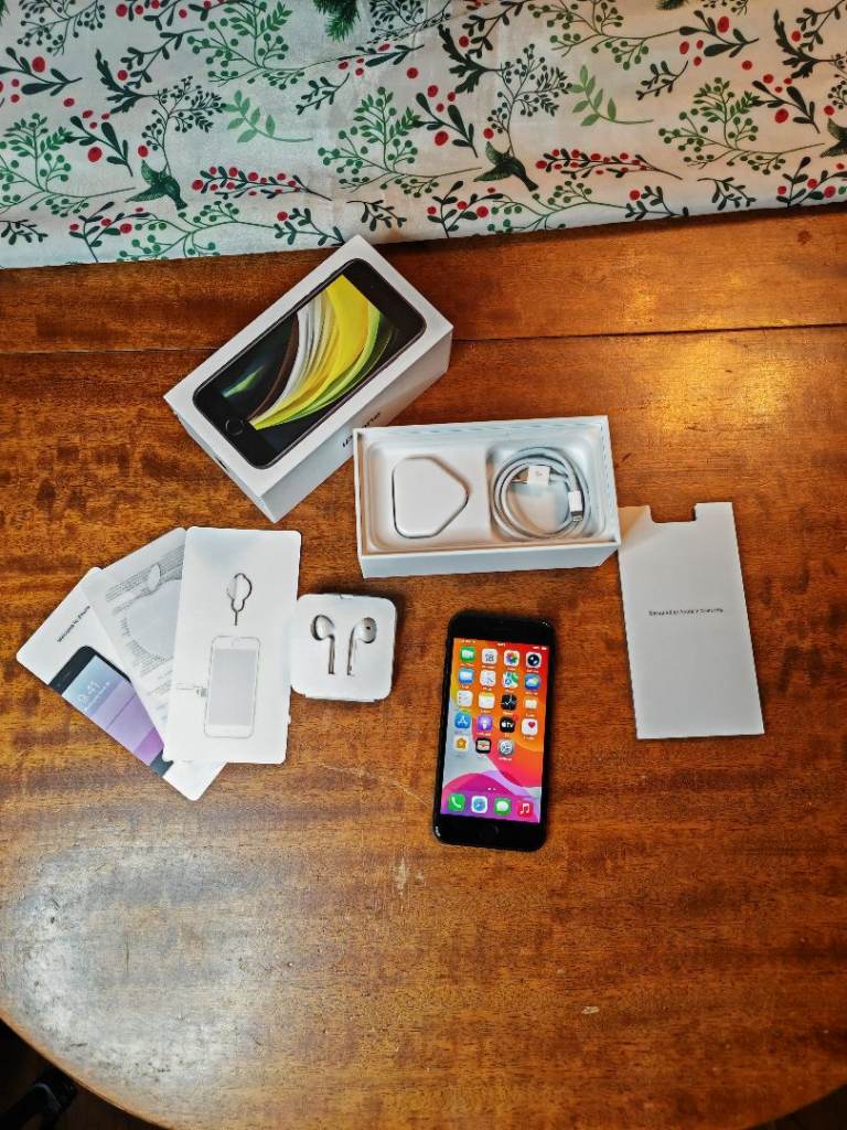 iPhone SE 2nd 2020 64GB Any Network Unlocked