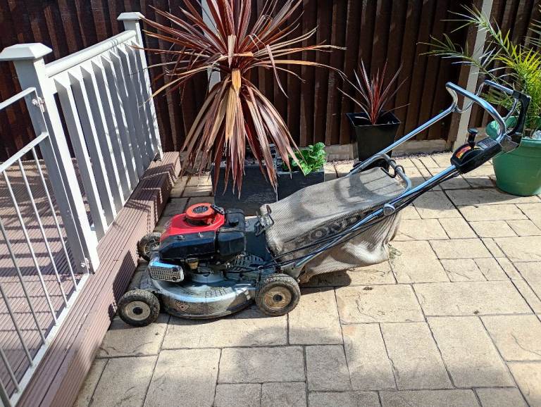 Honda lawnmower 