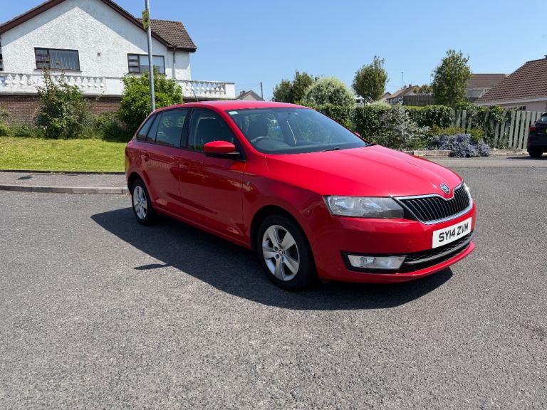 Skoda, RAPID SPACEBACK, Hatchback, 2014, Manual, 1598 (cc), 5 doors