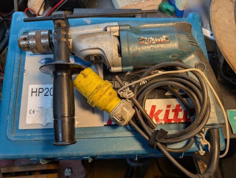 Makita HP2050 Hammer Drill with Case 110V 110 Volt Volt