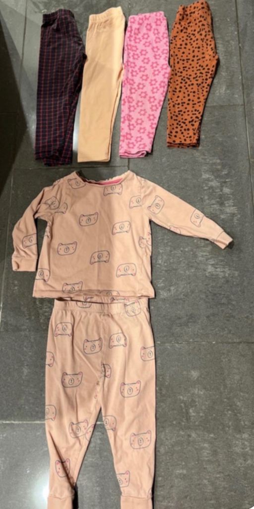 Babies leggings x4 and a set of pjs all size 18-24 months various brands