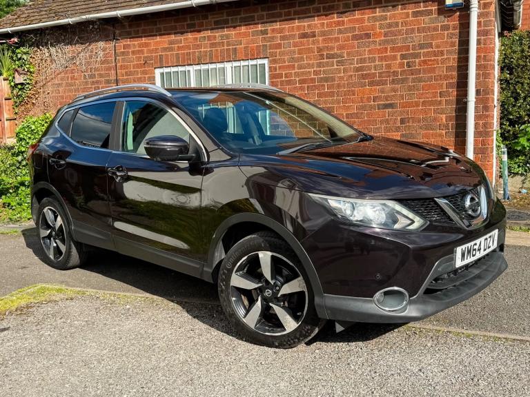 Nissan, QASHQAI, Hatchback, 2015, Manual, 1461 (cc), 5 doors