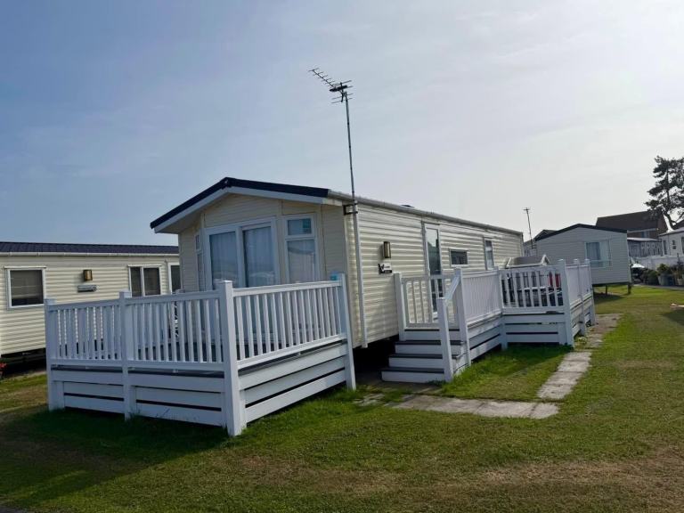 2022 WILLERBY BROOKWOOD - DIRECT BEACH ACCESS - RESTURANT + SPA