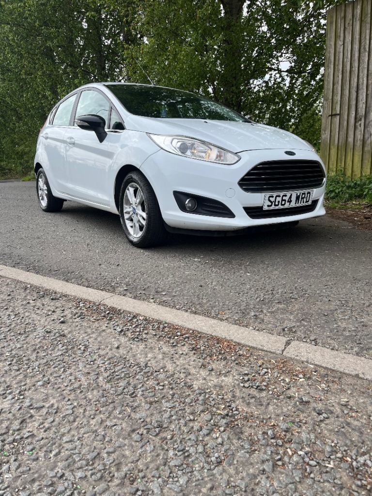 Ford, FIESTA, Hatchback, 2014, Manual, 1498 (cc), 5 doors