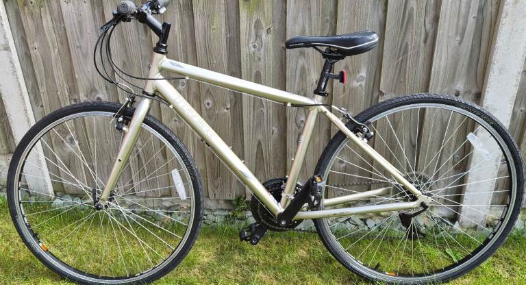 Men's Trek Hybrid Bike