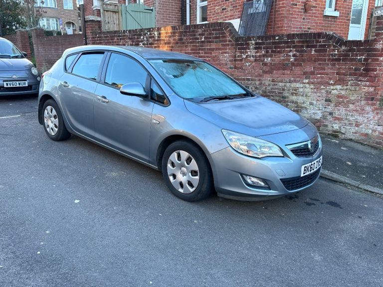 Vauxhall, ASTRA, Hatchback, 2010, Manual, 1598 (cc), 5 doors
