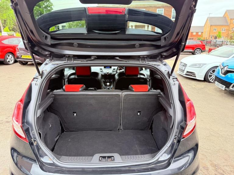 2014 Ford Fiesta 1.6T EcoBoost ST-2 Euro 5 3dr HATCHBACK Petrol Manual