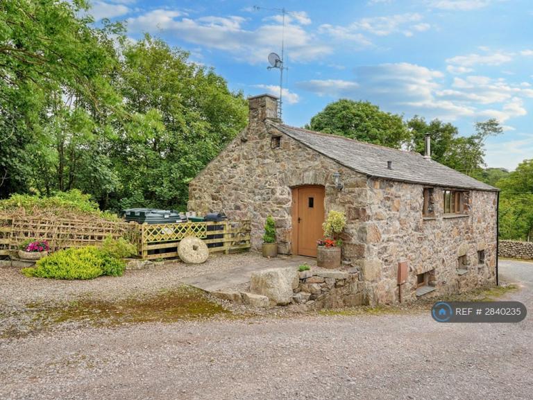 3 bedroom house in Sawmill Barn, Broad Oak, Ravenglass, CA18 (3 bed) (#2840235)