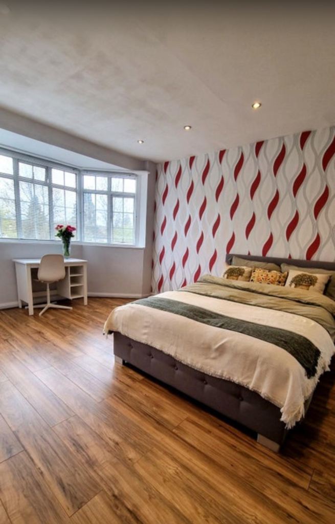 Rent *** Double Room close to Winchmore Hill Station 