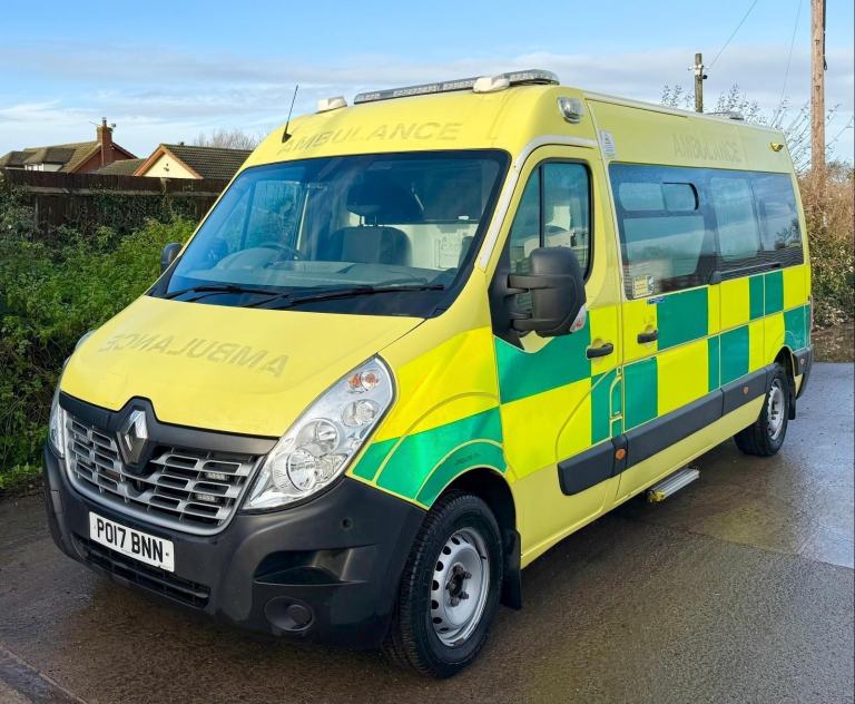 2017 RENAULT MASTER 39 AMBULANCE IDEAL CAMPER EURO6 3.5T CAR LICENSE 99,000 MILE