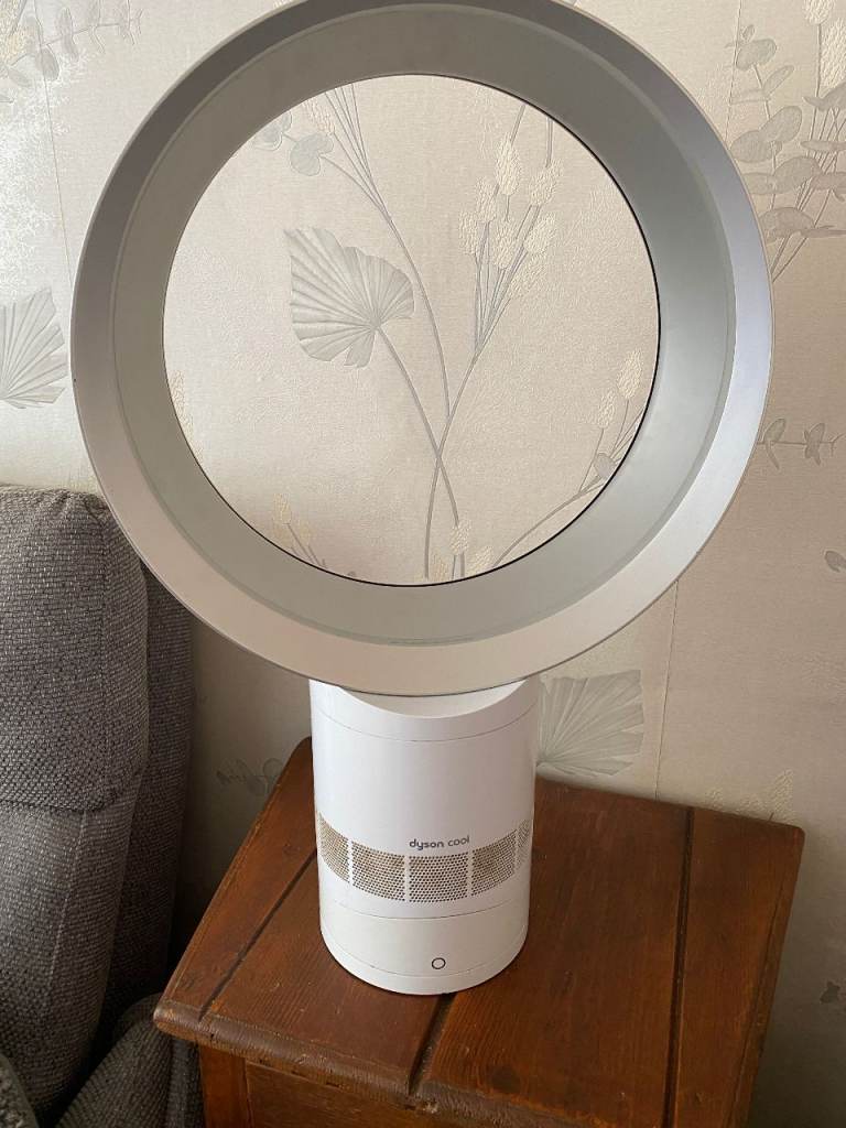 USED AM06  DYSON COOL AIR FAN  WITHOUT REMOTE