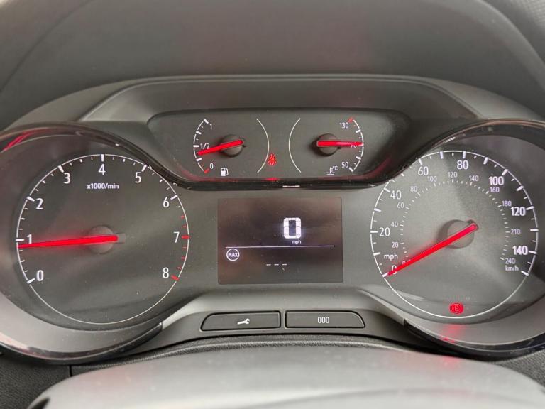 2019 Vauxhall Crossland X 1.2T ecoTec [110] SE 5dr [6 Speed] [S/S] HATCHBACK PETROL Manual