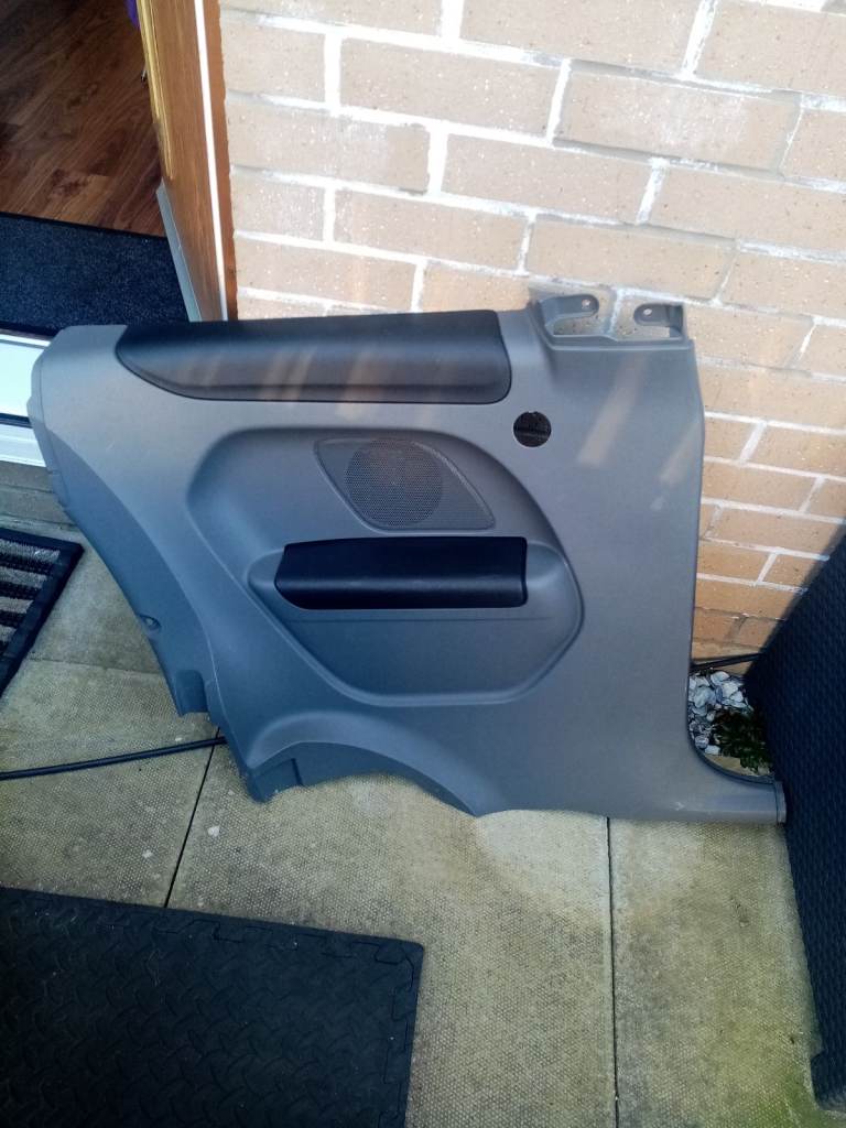 MK2 Ford Focus ST door card REAR N/S LEFT 3DR Facelift