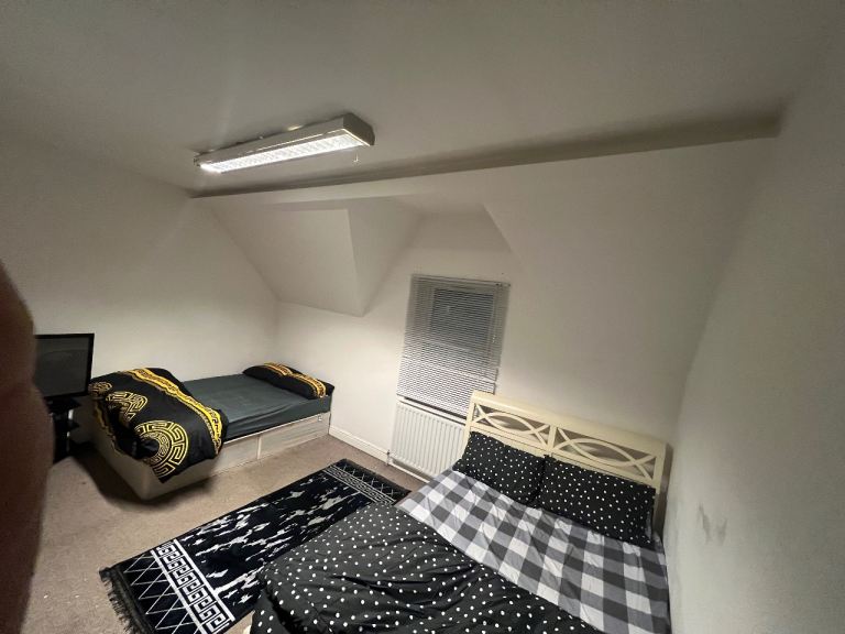 Double bedroom 