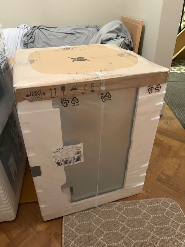 BRAND NEW AEG Integrated Dishwasher 