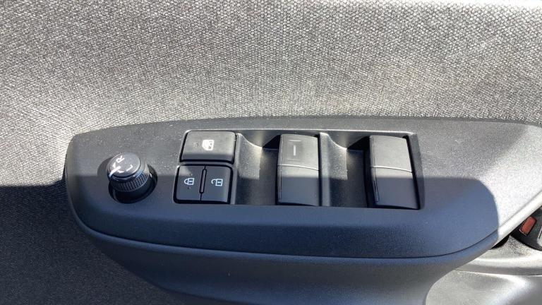 2021 Toyota Yaris 1.5 Hybrid Dynamic 5dr CVT HATCHBACK PETROL/ELECTRIC Automatic