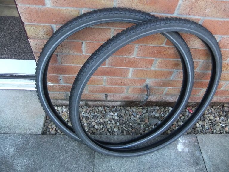 Pair of Bike Tyres – Good Condition -- SCHWALBE SNOW STUD