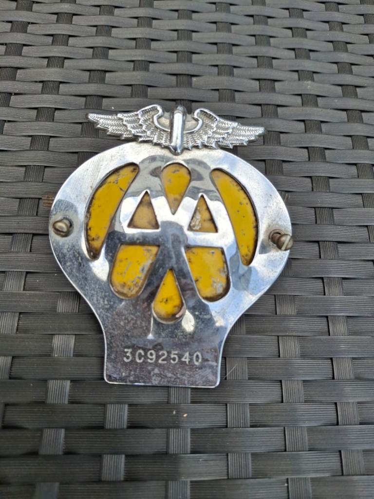 Old AUTOMOBILE ASSOCIATION Car badge. Vintage AA Badge for Car Radiator Grille
