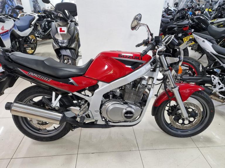 1998 SUZUKI GS500 IN RED