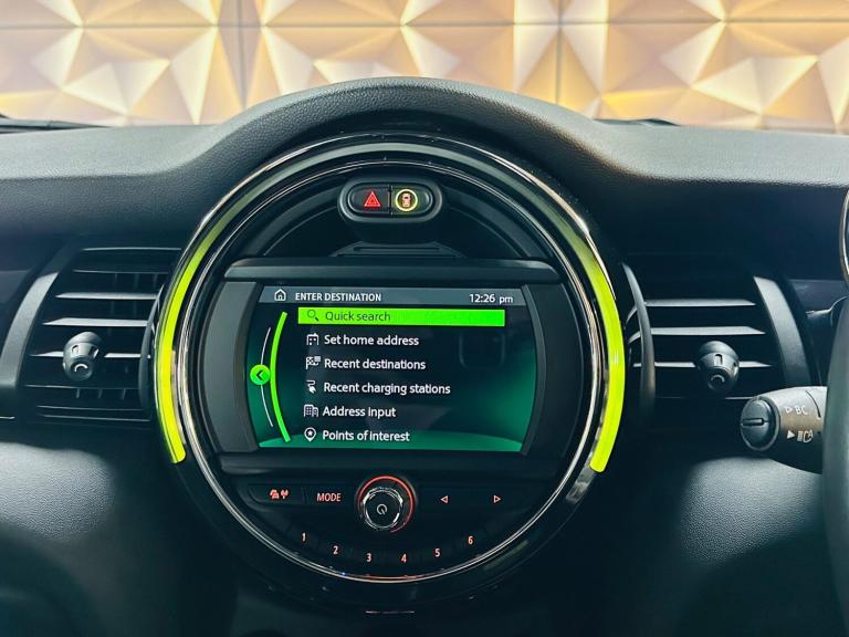 2020 MINI Electric Hatch Cooper SE 32.6kWh Level 2 Auto 3dr HATCHBACK Electric Automatic