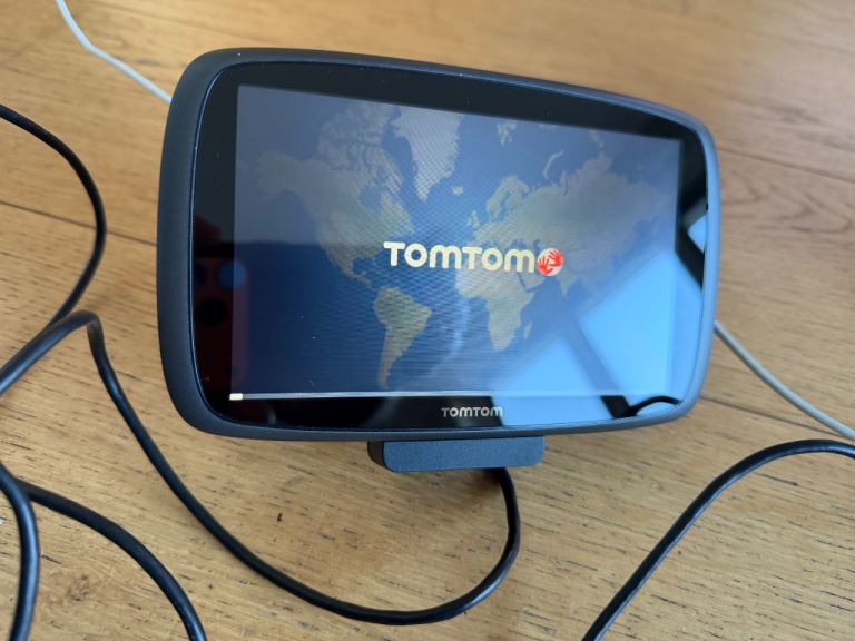 TomTom go 600 with latest Europe, uk & Ireland maps