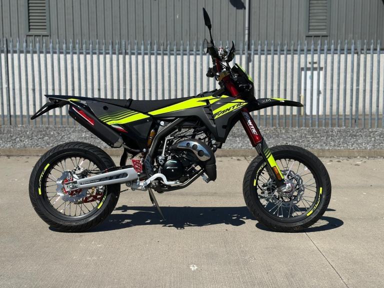 Fantic Motor XM50 Competition 2025 2Stoke 50cc Geard SuperMoto